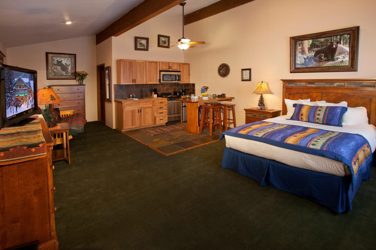 Cottam'S Lodge By Alpine Village Suites Taos Ski Valley Bagian luar foto